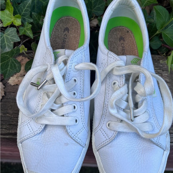Cariuma "OCA" pebbled leather sneakers - size 9 - Picture 3 of 8